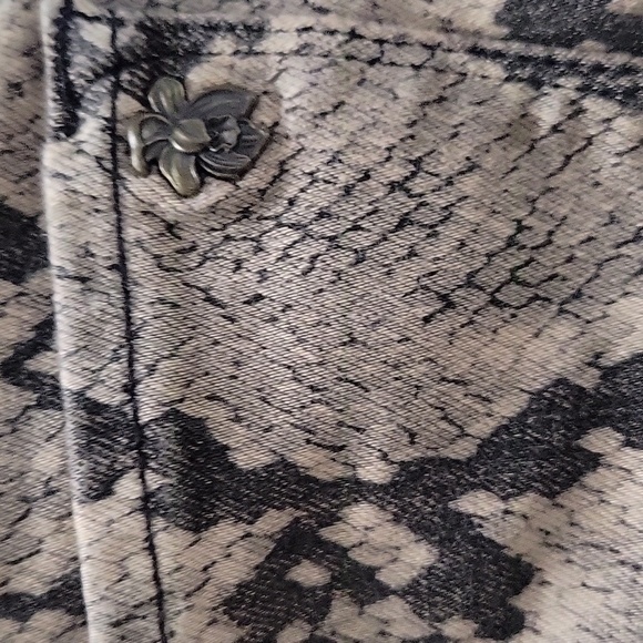 Black Orchid Snakeskin Print Jeans Christie Super High Rise - Picture 8 of 10